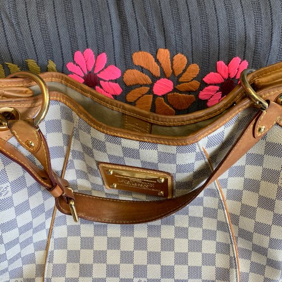 Louis Vuitton Galeria GM - Picture 2 of 6